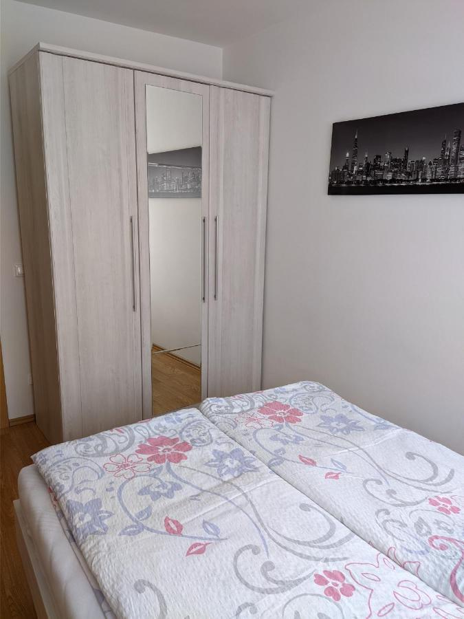 Apartments Ivana With The Pool Rovinjsko Selo Εξωτερικό φωτογραφία