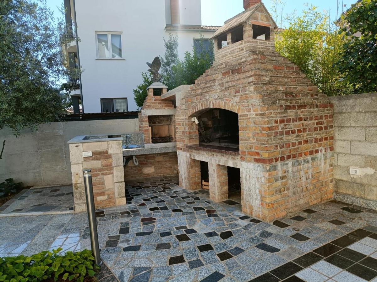 Apartments Ivana With The Pool Rovinjsko Selo Εξωτερικό φωτογραφία